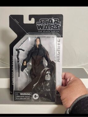 NIP Star Wars Black Series 2019 Emperor Palpatine Figure and Cane